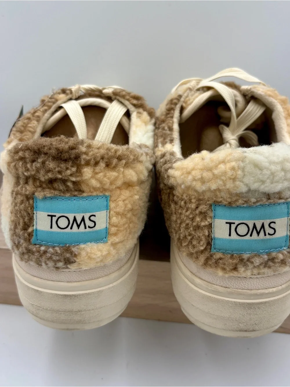 Toms cozy sneakers